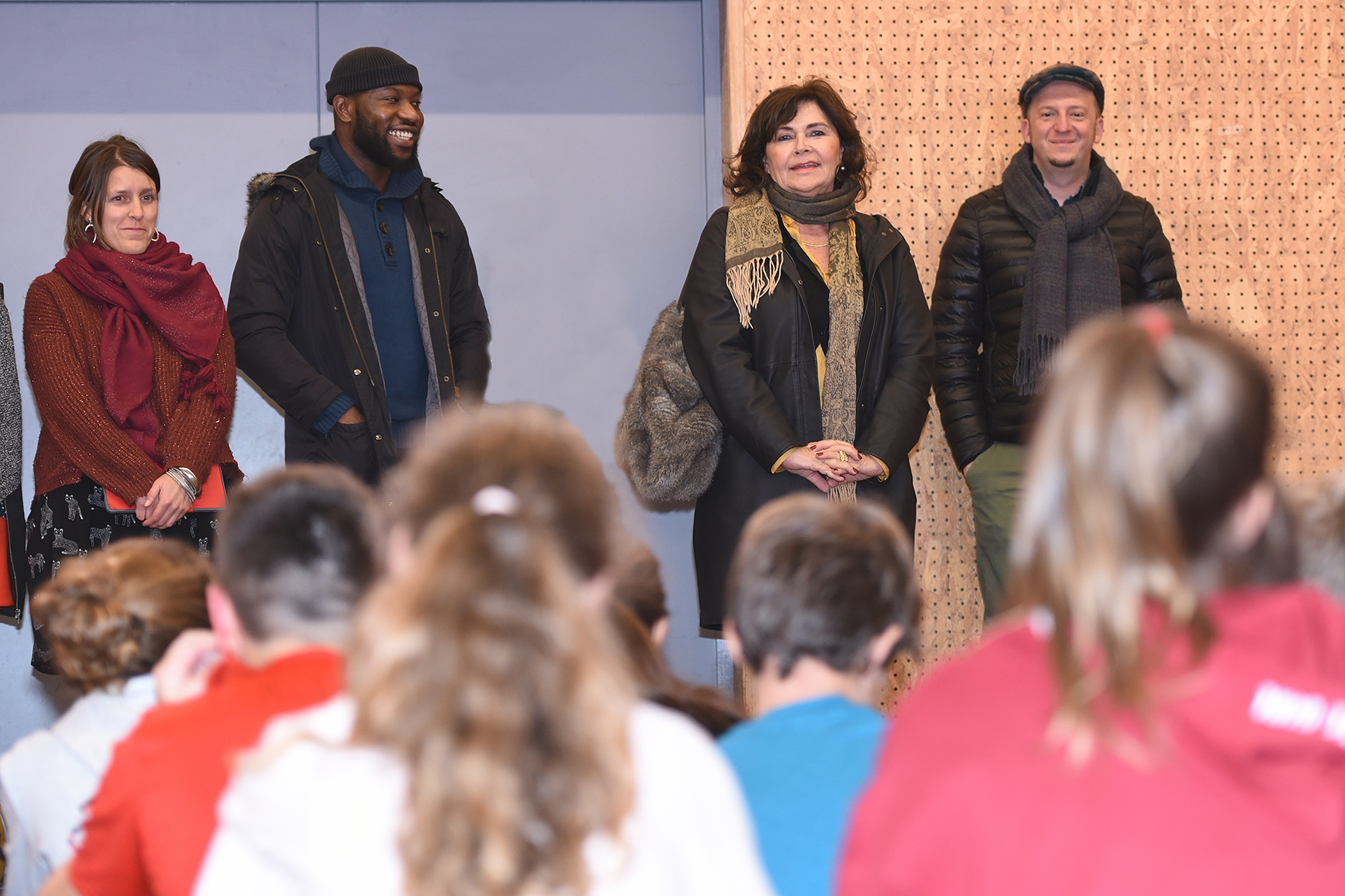 Démonstration de hip-hop en présence d'Esther Mahiet-Lucas, conseillère départementale en charge de la culture.