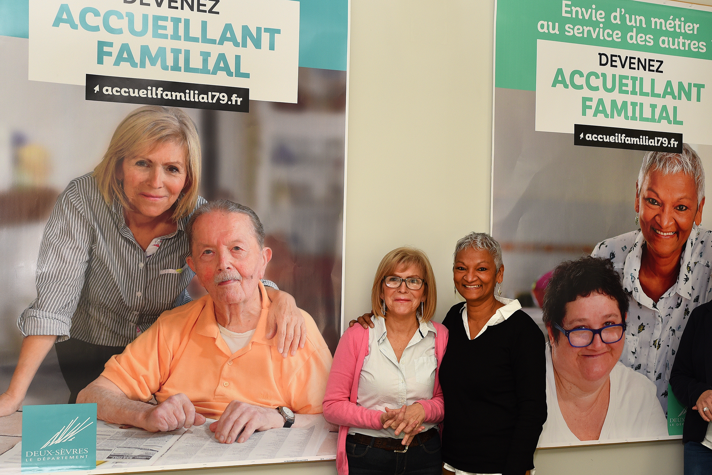 Linette et Catherine, respectivement accueillantes familiales pour personnes âgées et personnes handicapées.