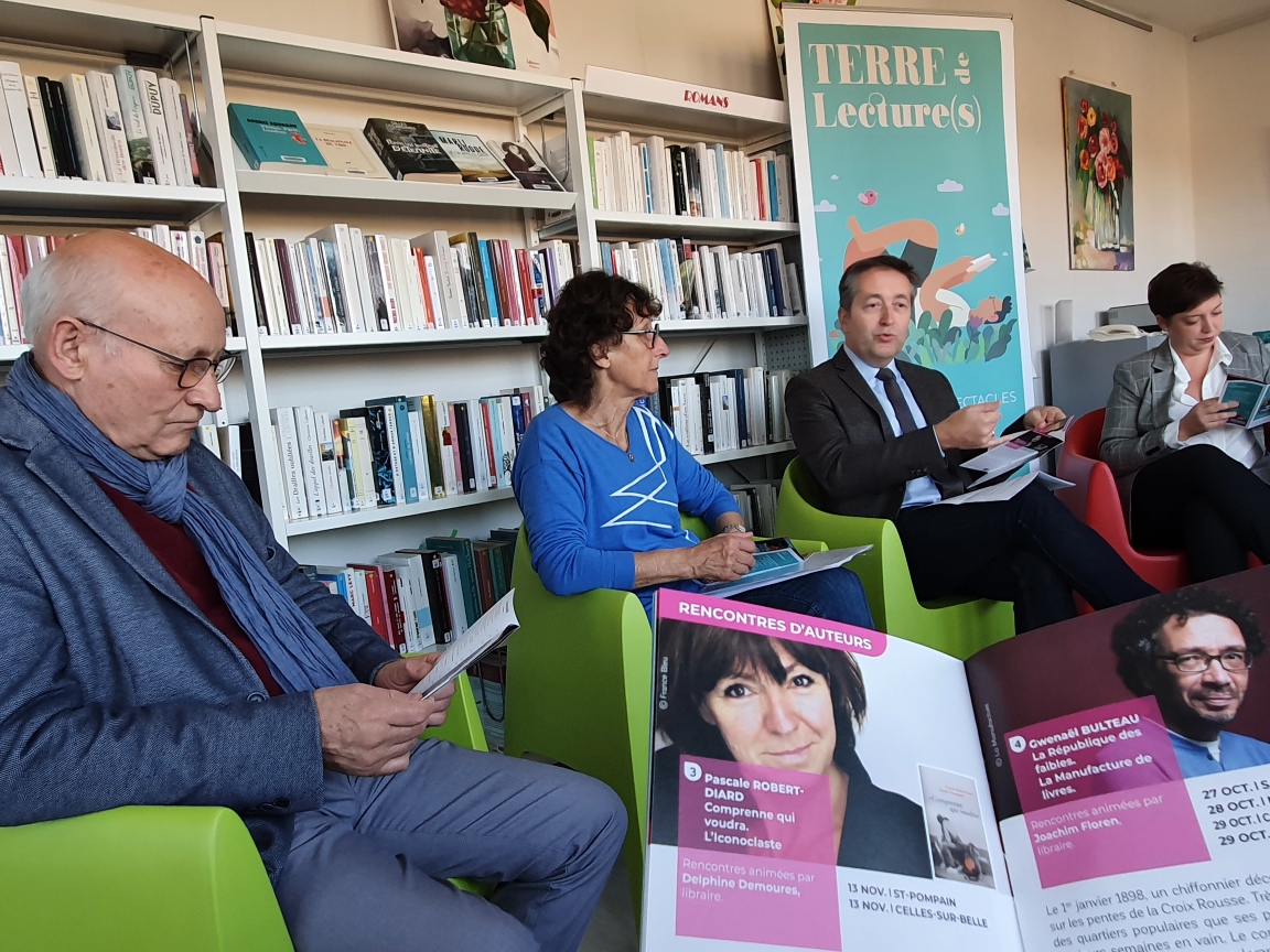 Présentation par Philippe Chauveau, conseiller départemental en charge de la culture et la lecture, des événements Terre de lecture(s).