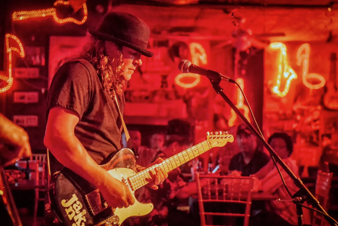 Janky / © Greg Ponder