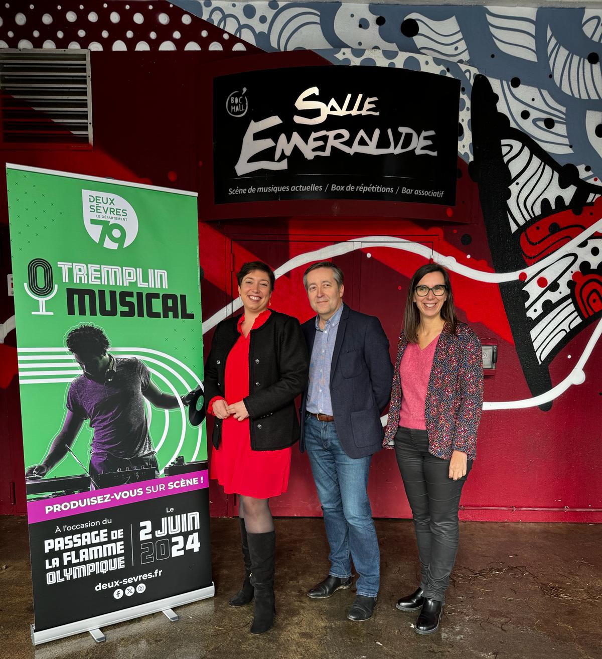 Coralie Dénoues, Philippe Chauveau et Estelle Gerbaud.