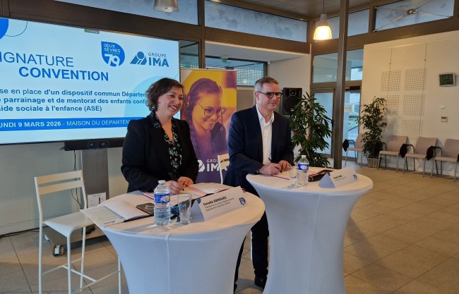 Signature de la convention entre le Département et le Groupe IMA 