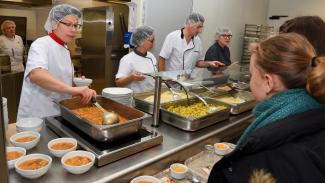 Inauguration restaurant collège saint maixent 6