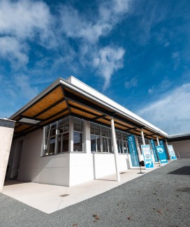 Inauguration du nouveau restaurant scolaire au collège Philippe-de-Commynes Niort