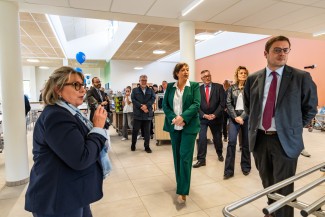 Inauguration du nouveau restaurant scolaire du collège Gérard-Philipe à Niort