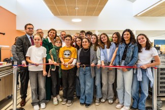Inauguration du nouveau restaurant scolaire du collège Gérard-Philipe à Niort